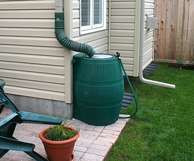 A rain barrel [image from lifehacker]